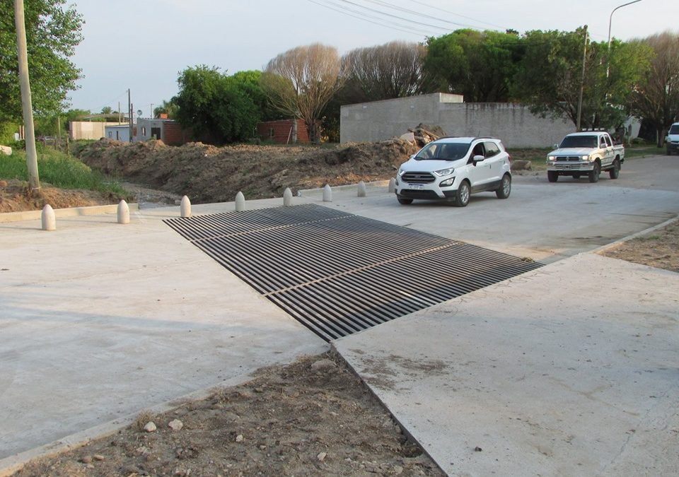 MEJORAMIENTO DE DESAGÜES PLUVIALES EN BARRIO AZUL