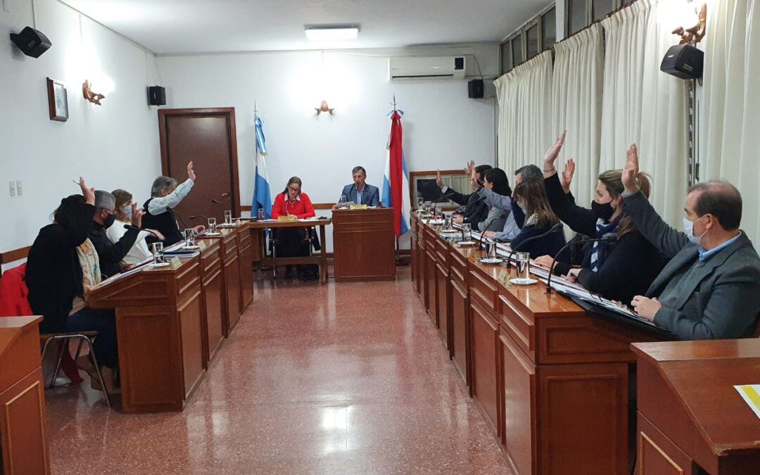 LA MUNICIPALIDAD DE CRESPO DONÓ UN TERRENO A LA ESCUELA N° 97 ‘LA CAUTIVA’, UN PASO MÁS EN SU PROYECTO DE EDIFICIO PROPIO