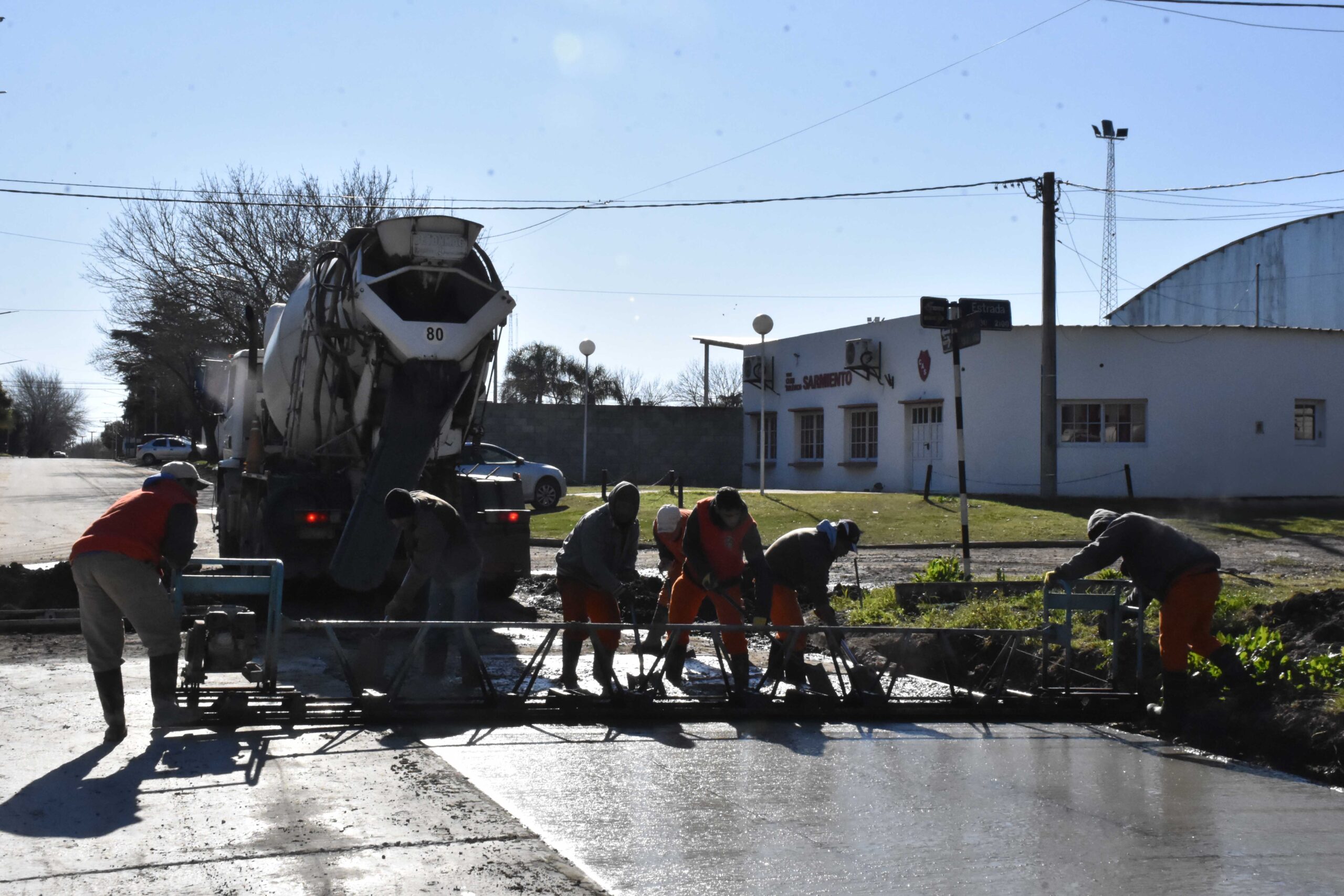 SEGUIMOS CONECTANDO LOS BARRIOS CON OBRAS