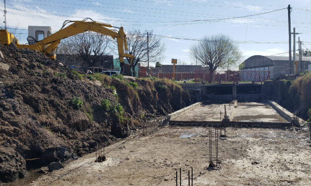 CANAL DE DESAGÜE EN EL BARRIO AZUL, UNA OBRA QUE TRANSFORMA EL LUGAR Y CAMBIA LA VIDA DE LOS VECINOS