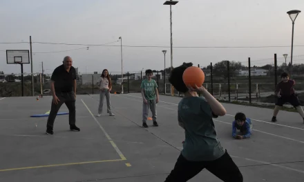 SUMAMOS ESCUELAS DEPORTIVAS BARRIALES PARA PROMOVER HÁBITOS SALUDABLES EN NUESTROS GURÍSES