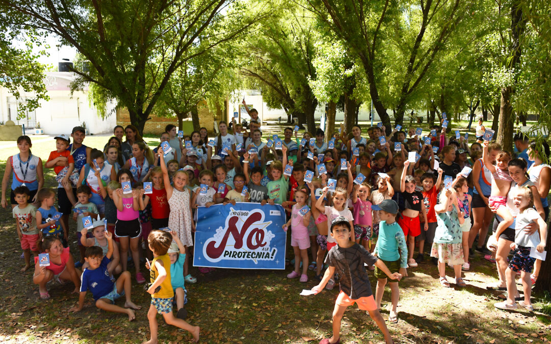 CELEBREMOS EN UN AMBIENTE SALUDABLE, PARA QUE TODOS PODAMOS DISFRUTAR LA LLEGADA DEL AÑO NUEVO