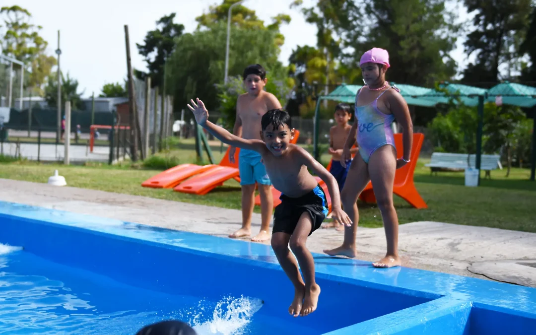 ¡VIVIMOS Y DISFRUTAMOS EL VERANO EN CRESPO!